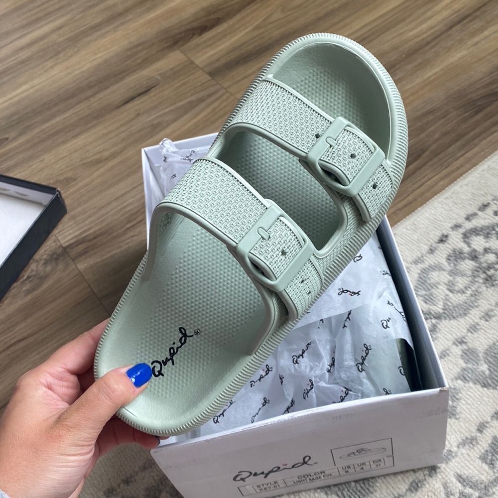 Pool slides